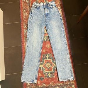 Cynthia High Rise Straight Jeans size 23 tangier wash